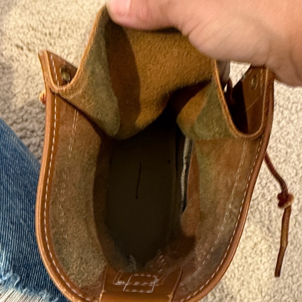 L.L. Bean Tan & Brown Rain/Snow Boots/Sturdy Sole & Comfortable (30) - Picture 9 of 10